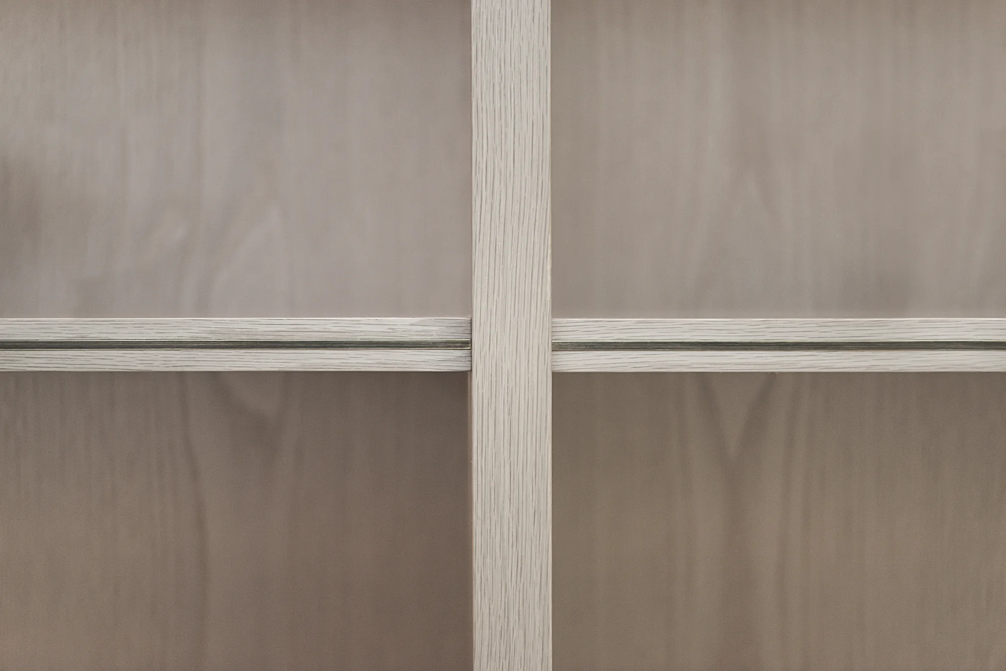 Display shelf edge detail